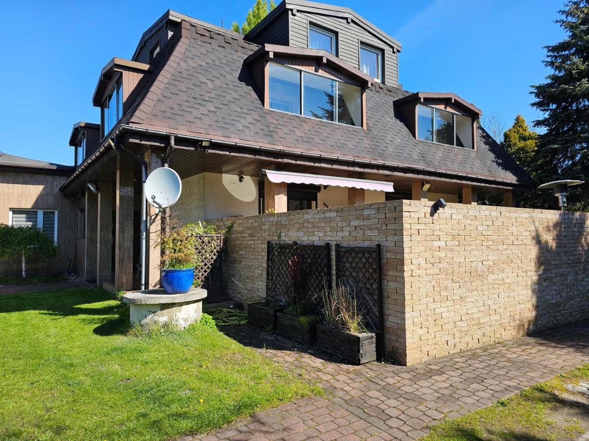 Bed and Breakfast "Zacisze" Zgierz Exterior foto