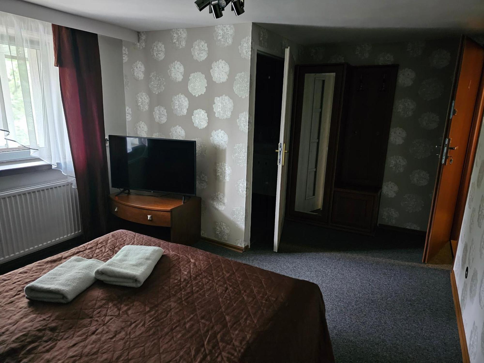 Bed and Breakfast "Zacisze" Zgierz Exterior foto