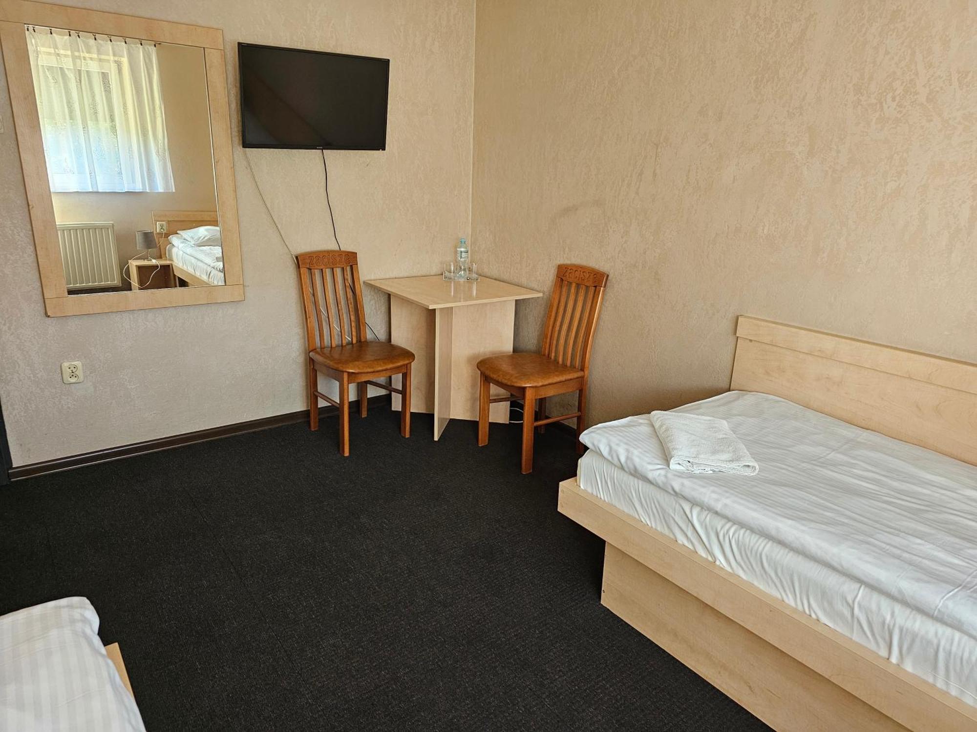 Bed and Breakfast "Zacisze" Zgierz Exterior foto